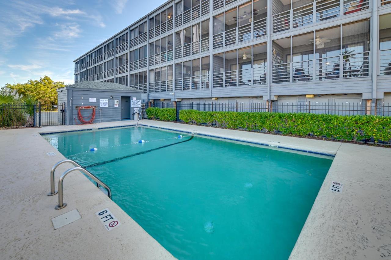Murrells Inlet Condo With Balcony And Pool Near Pier! 默特尔比奇 外观 照片